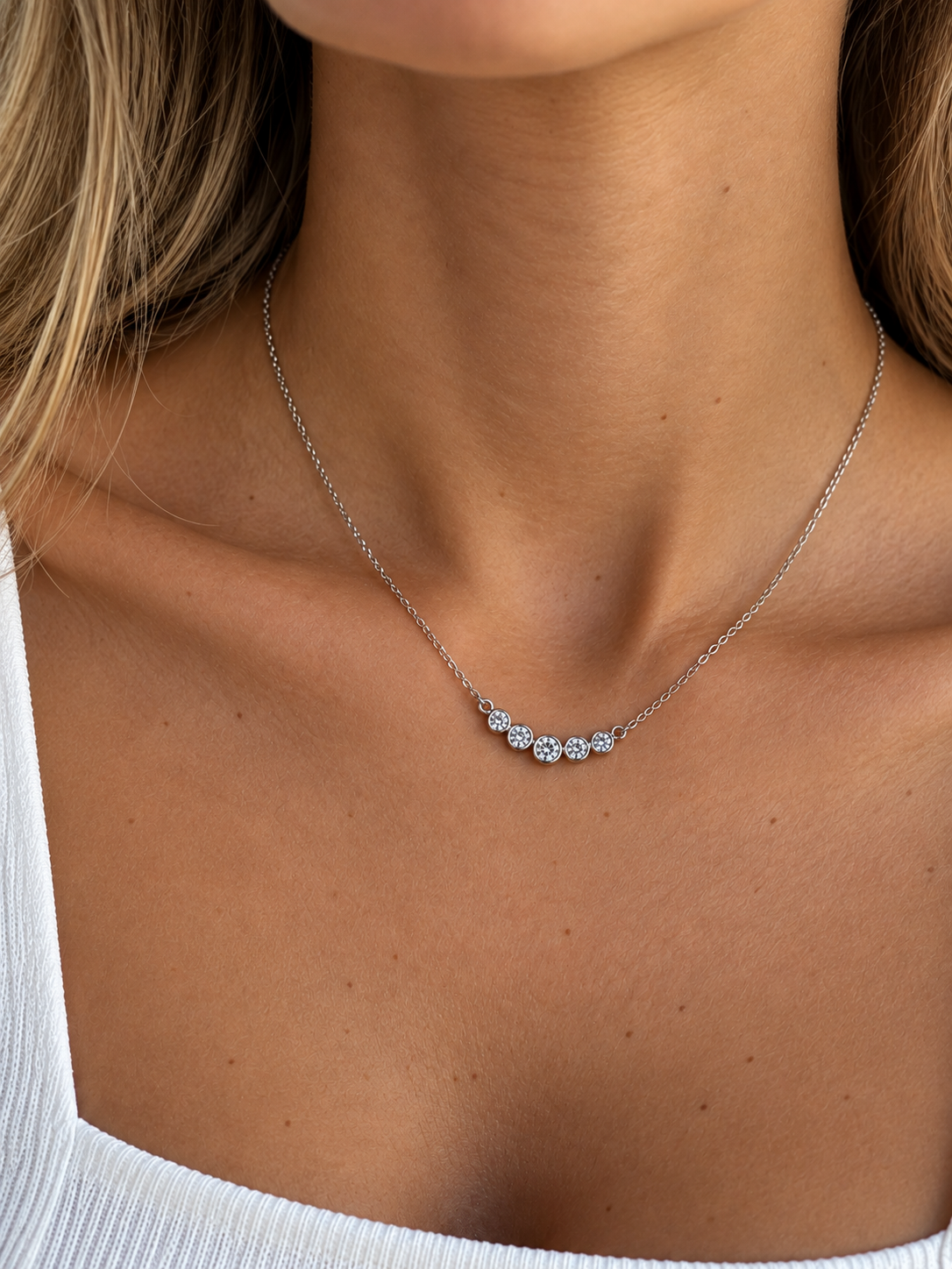 Magic silver necklace .925